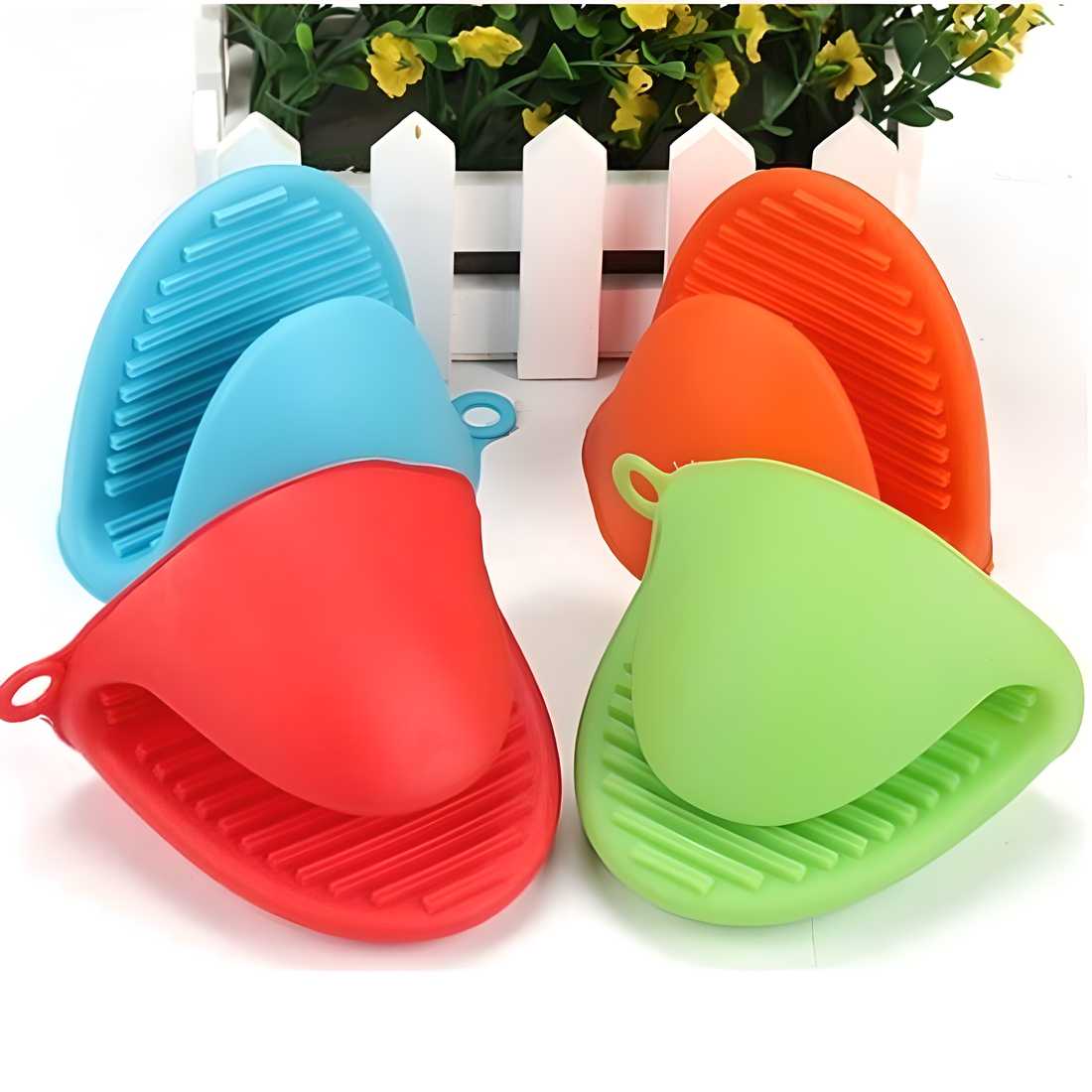 Silicone Gloves- Mini Mitt Cooking Pinch Grips Gloves (Pack of 2) — product image