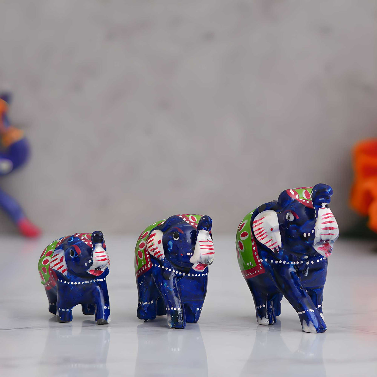 Set of 3 Multicolor Elephant Statues Animal Figurines Decorative Showpieces — product image
