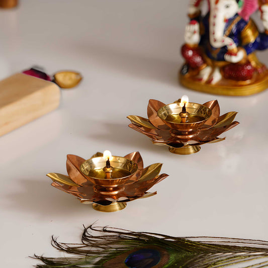 eCraftIndia Set of 2 Floral Shape Metal Diya — product image