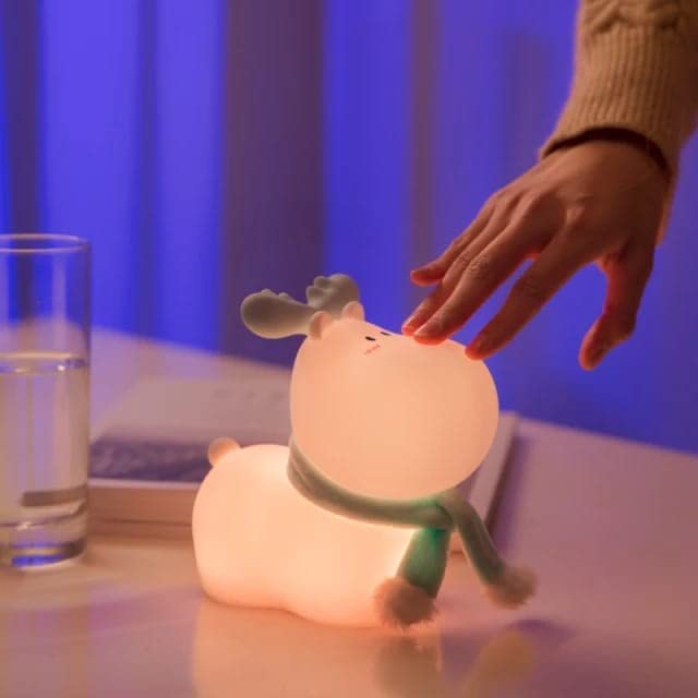 Cute Kawaii Portable Christmas Reindeer LED Night Lamp — product image 3