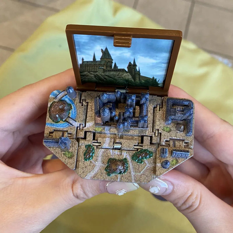 3D Hogwarts Castle Popup Keychain — product image 3